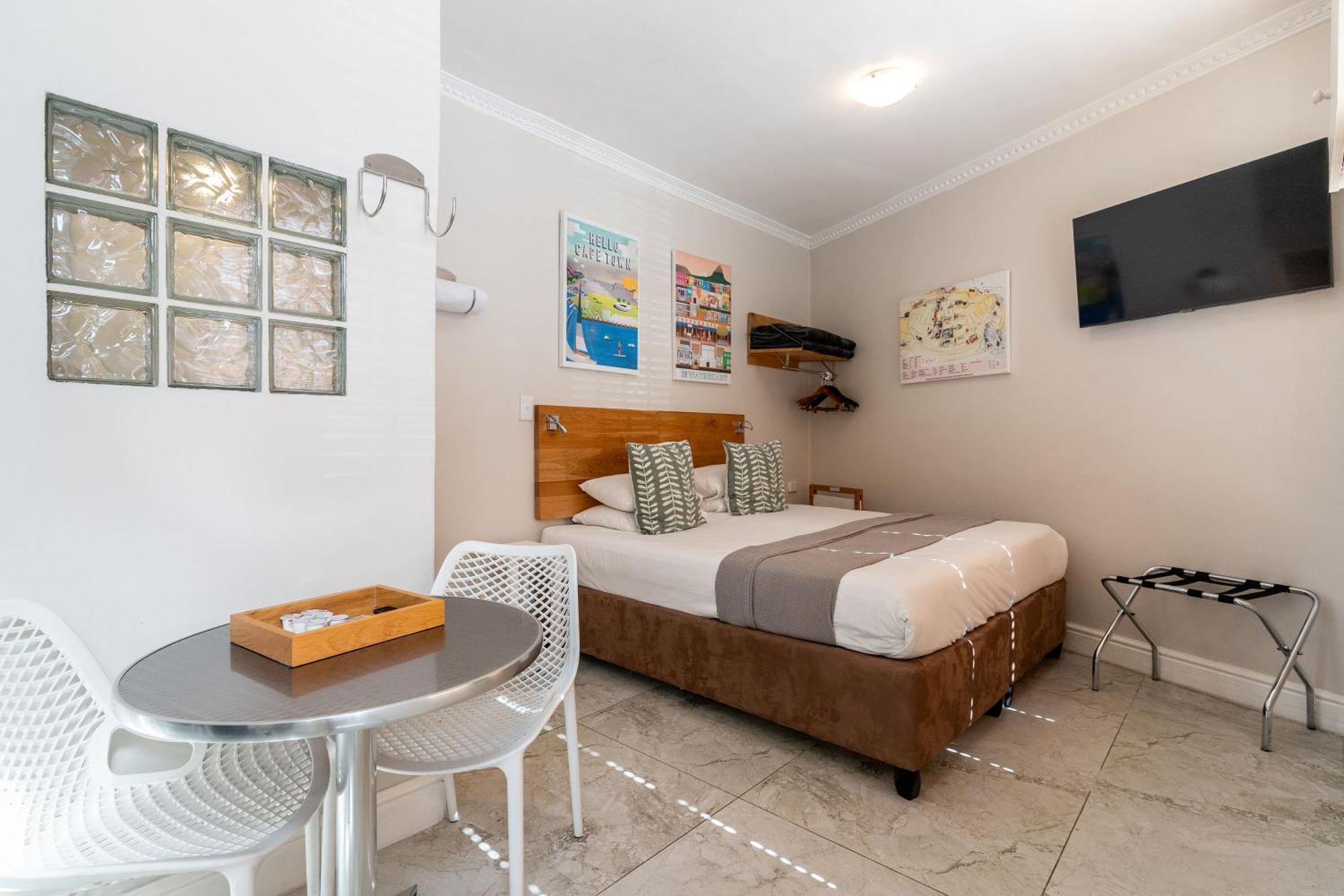 Apartment De Waterkant With Cape Finest