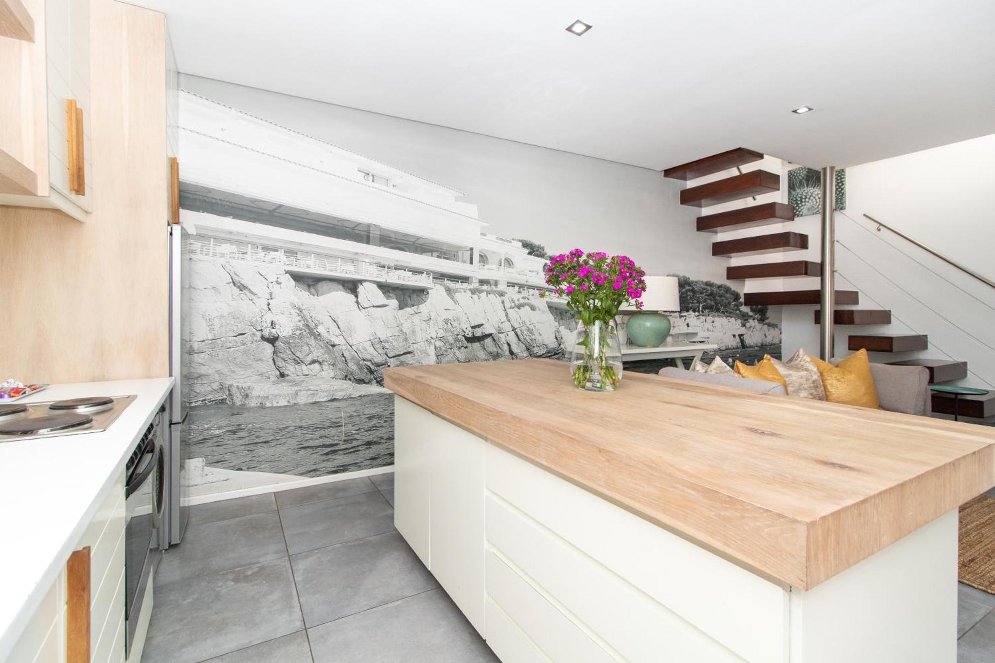 Apartment De Waterkant With Cape Finest